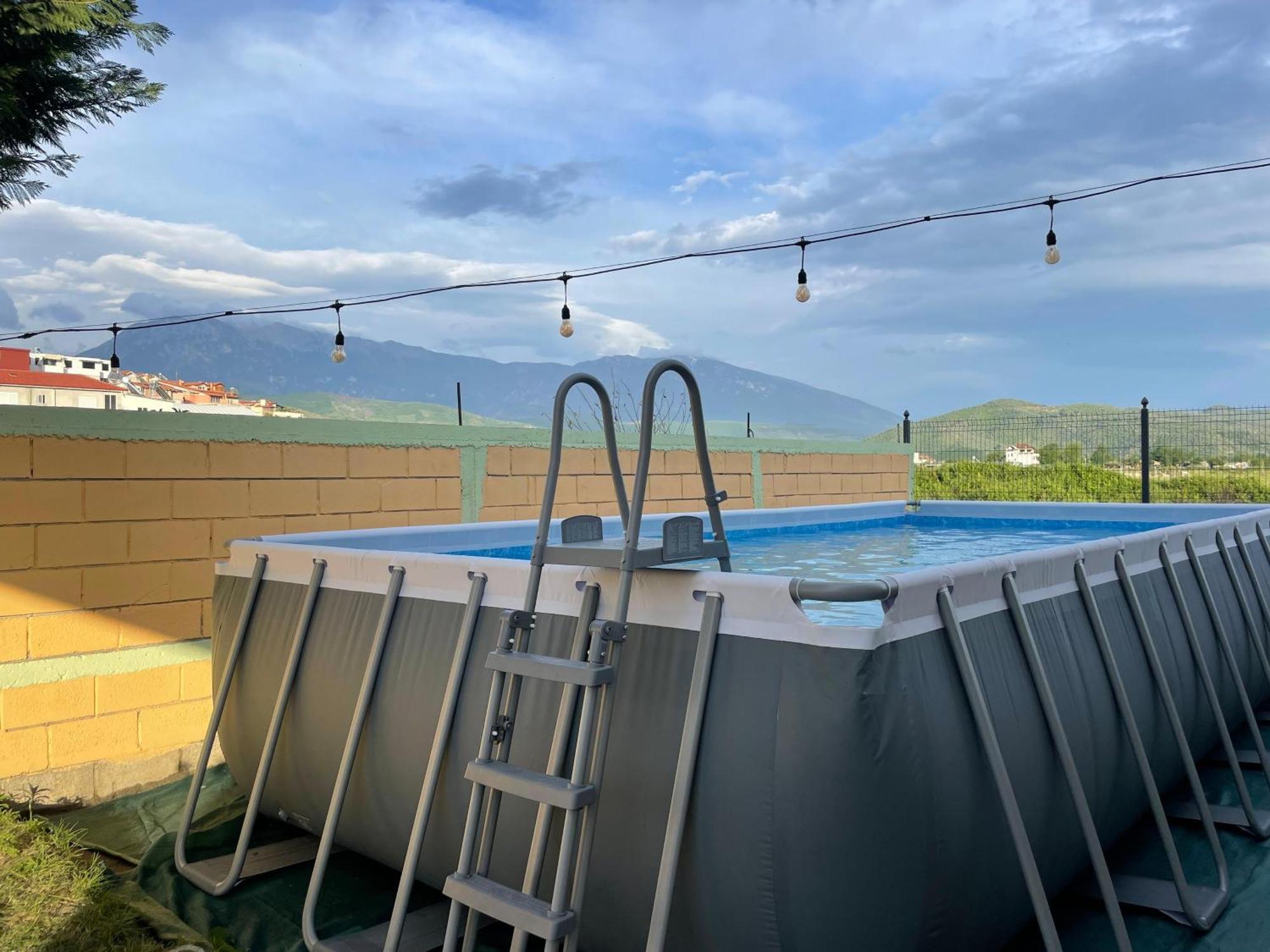 Baza Hostel - Swimming Pool Berat Eksteriør billede